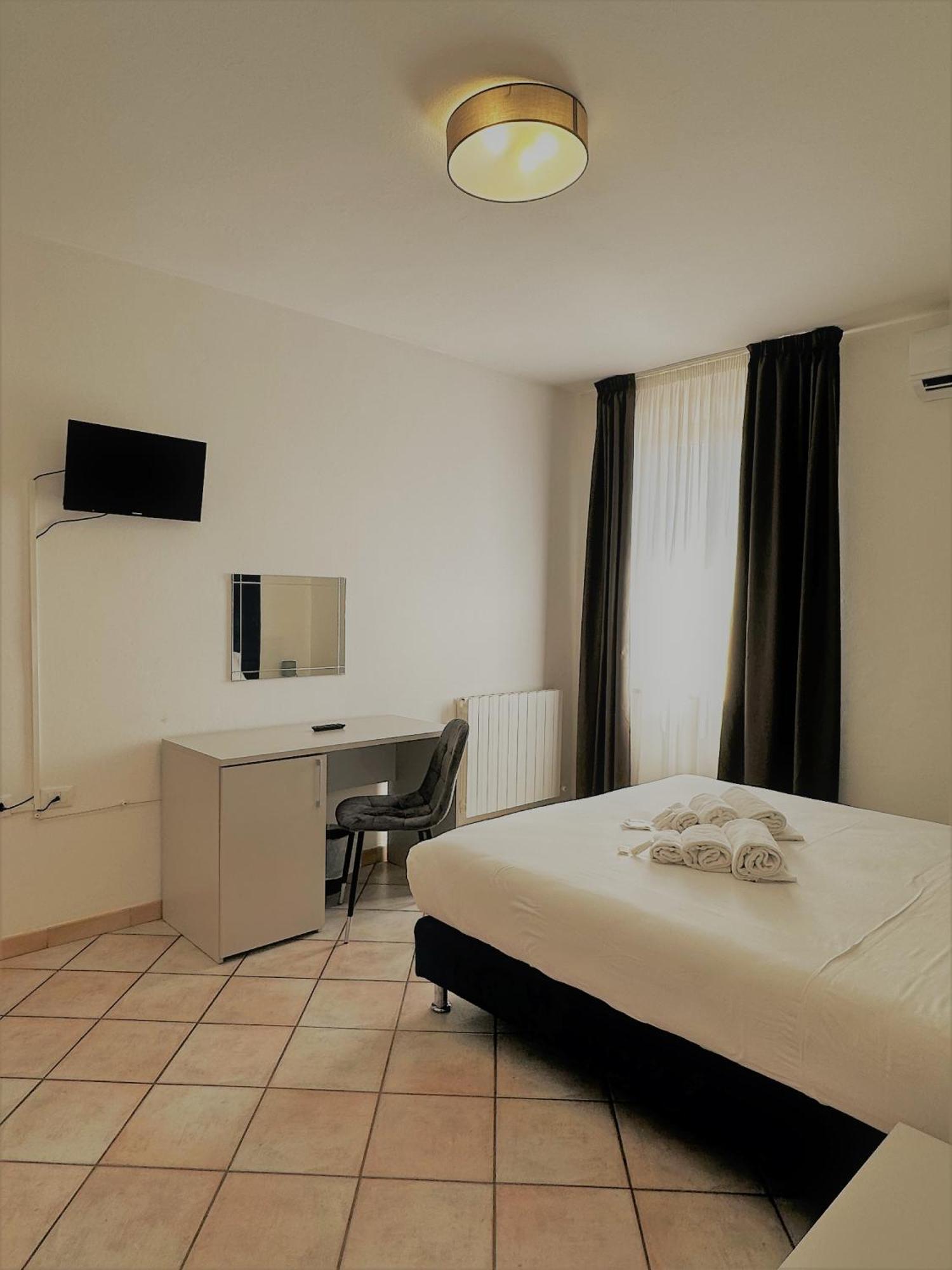 Hotel The Flash - 2*